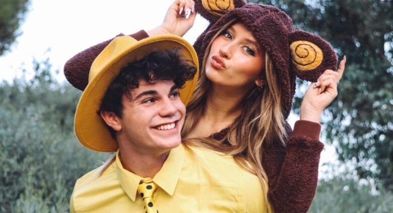 Jentzen Ramirez Pictured With His Sister, Elliana Walmsley, Last Year For Halloween