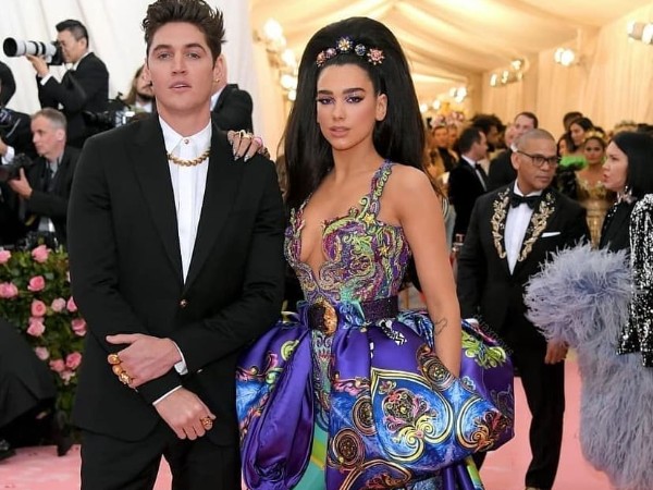 Isaac And Dua Walked The 2019 Met Gala Hand-In-Hand