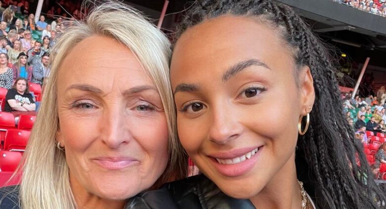 Abbie Hern Pictured With Her Mother, Natalie Hern At An Event