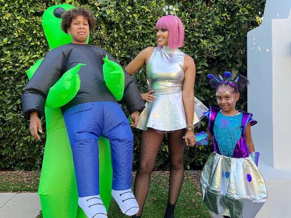 Tia Mowry Shares Photo With Her Kids From Their Halloween Celebration